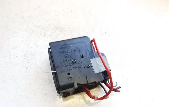 Volkswagen PASSAT B5.5 Cigarette lighter 3b0925071ac 31267-0100