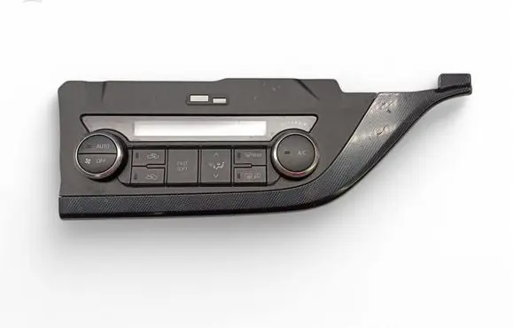 Toyota Auris E180 Interior fan control switch 75F542