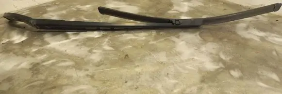 Audi A6 S6 C6 4F Front wiper blade arm 4F1955410
