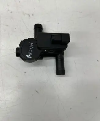 Porsche Macan (95B) Electric auxiliary coolant/water pump 7PP819810A