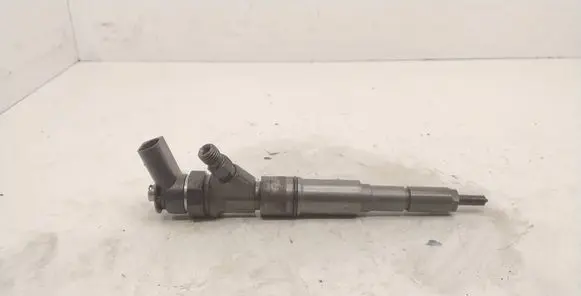 Fuel injector