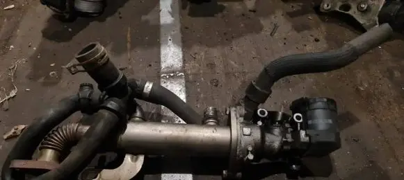 Volvo C70 EGR valve cooler 8653691