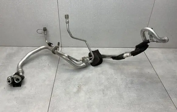 Land Rover Discovery Sport Air conditioning (A/C) pipe/hose HJ3219A834AA