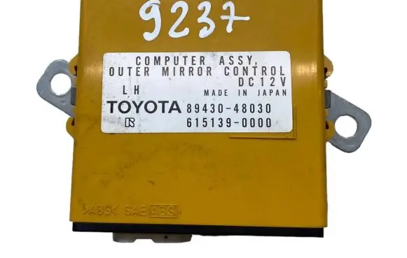 Lexus RX 330 - 350 - 400H Wing mirror control module 8943048030 6151390000