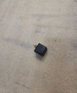 Audi A8 S8 D2 4D Other relay 443951253S