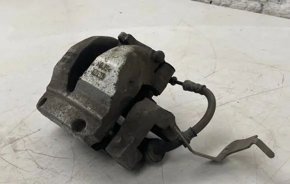 Volvo S60 Front brake caliper 31381551