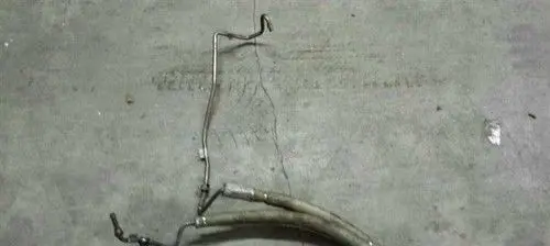 Mercedes-Benz SL R230 Power steering hose/pipe/line A2304665781