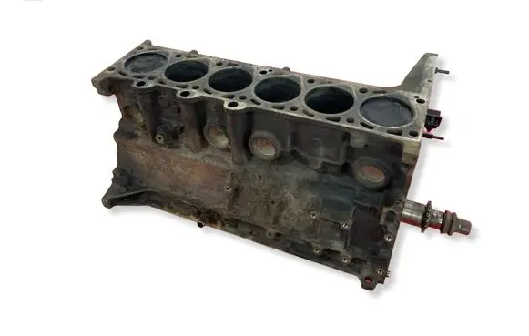 Opel Omega B2 Engine block 2245249 2322222 21909563