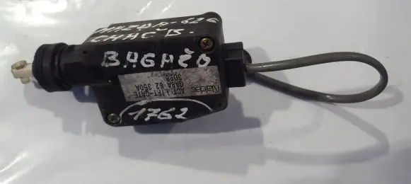 Mazda 626 Central locking motor ga8a62350a 0059