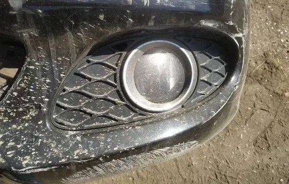Mercedes-Benz CLS C219 Front bumper lower grill