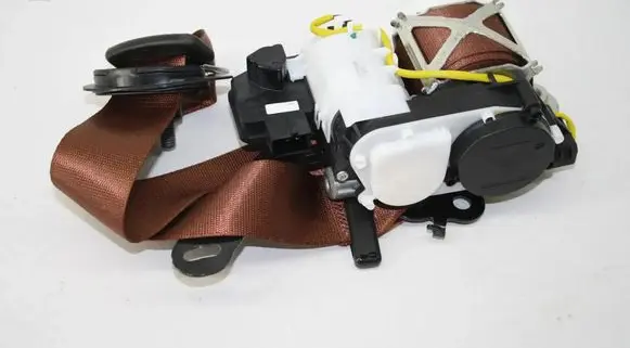 BMW 7 G11 G12 Front seatbelt 