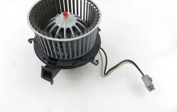 Opel Astra J Heater fan/blower U7253002