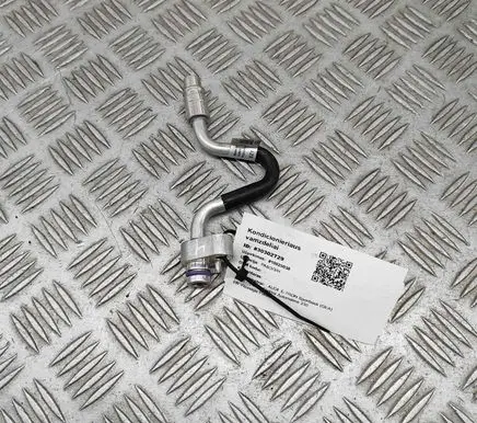 Audi e-tron Air conditioning (A/C) pipe/hose 4KE816750B