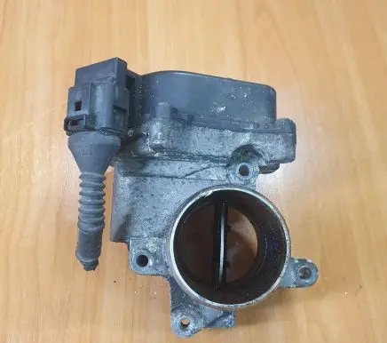 Audi A4 S4 B8 8K Throttle valve 03L128063L 253006842