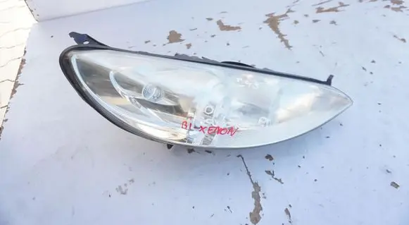 Peugeot 407 Headlight/headlamp