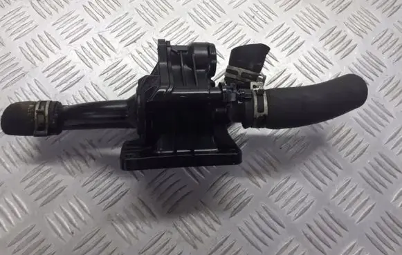 Peugeot 307 Thermostat housing 9660660380