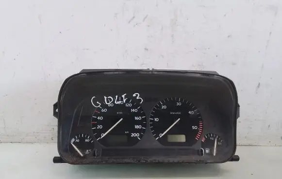 Volkswagen Golf III Speedometer (instrument cluster)