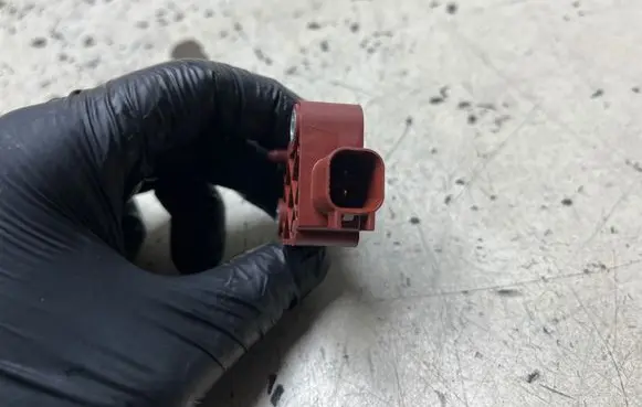 Volvo V50 Airbag deployment crash/impact sensor 9206975