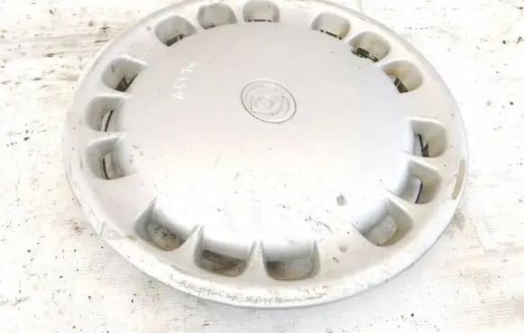 Mazda 323 F R13 wheel hub/cap/trim ga7c37170