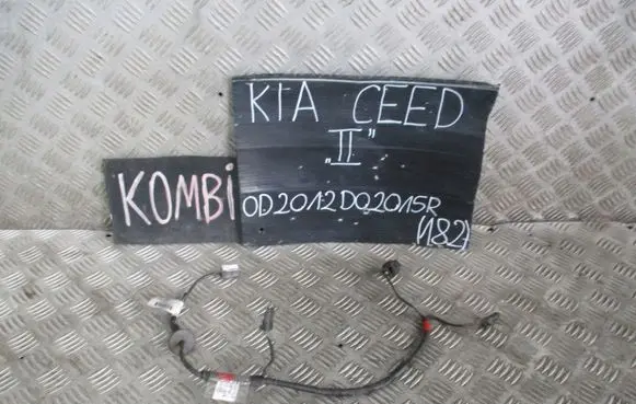 KIA Ceed EUR ISO radio connector 