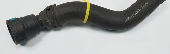 Engine coolant pipe/hose