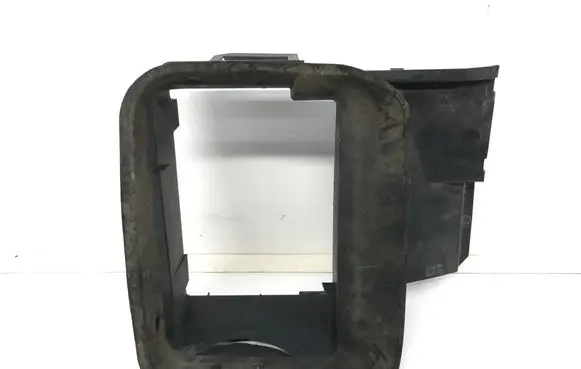 Renault Clio IV Radiator trim 990257A0 99023A0
