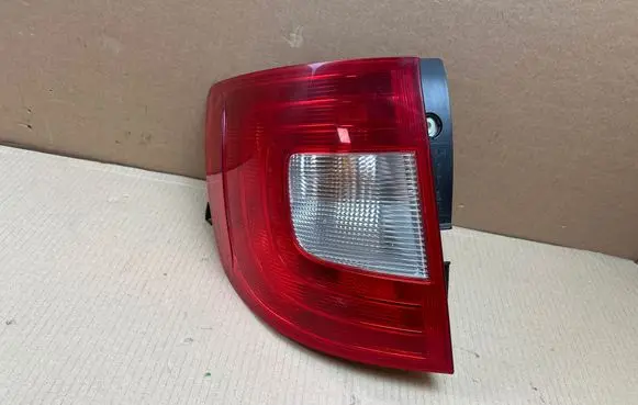 Skoda Superb B6 (3T) Rear/tail lights 3T9945095