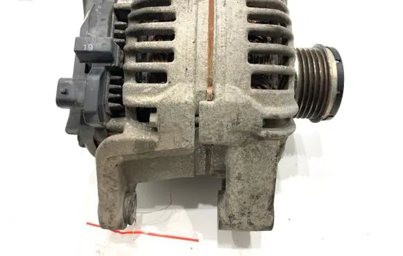 Opel Meriva B Generator/alternator 13266809