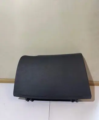 KIA Ceed Glove box
