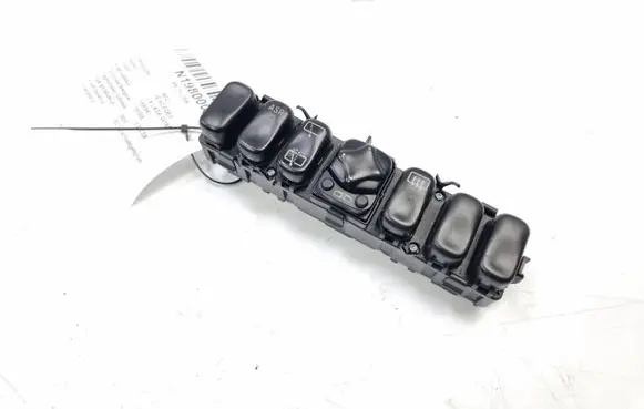 Mercedes-Benz A W168 Electric window control switch 1688203610 WYCIERACZKI