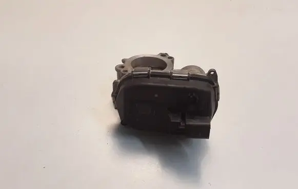 Skoda Kamiq Throttle valve 05C133062A