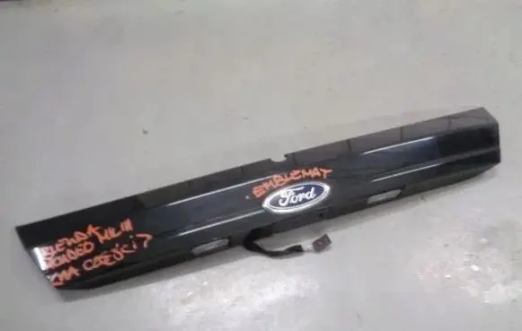 Ford Mondeo Mk III Other trunk/boot trim element