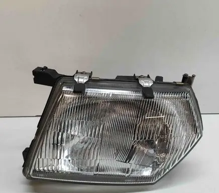 Nissan Patrol Y61 Headlight/headlamp 26060VB526