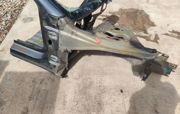 Tesla Model 3 Front quarter panel