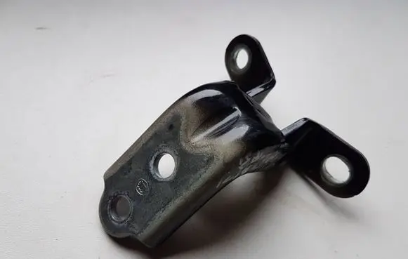 KIA Optima Front door upper hinge 