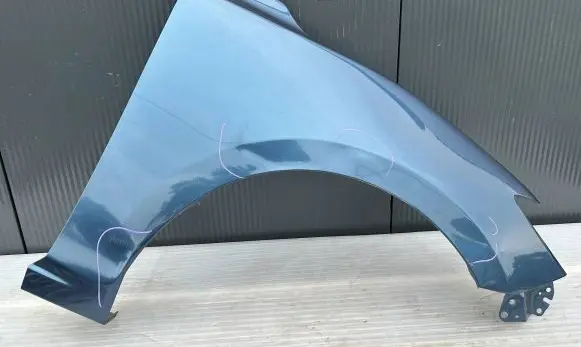 Mazda 3 III Fender