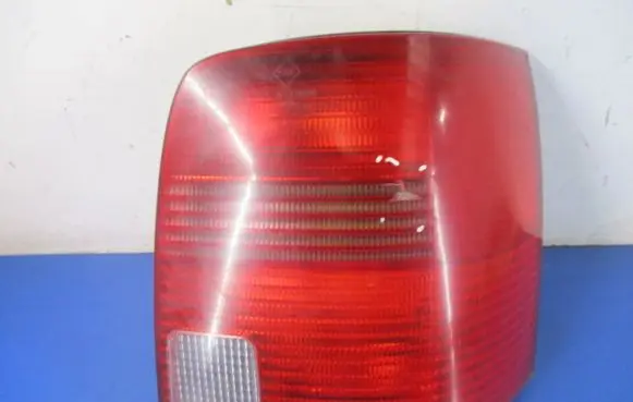 Volkswagen PASSAT B5 Rear/tail lights