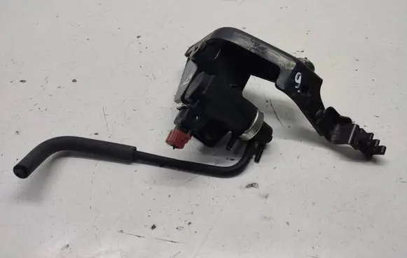 Nissan X-Trail T30 Turbo solenoid valve 70026501 14956AW401