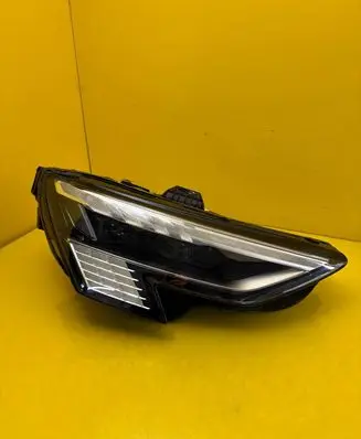Audi A3 8Y Headlight/headlamp 8Y0941036