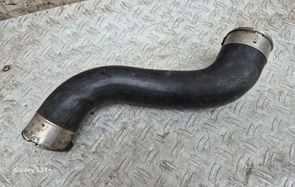 Mercedes-Benz E W212 Intercooler hose/pipe A2125280582