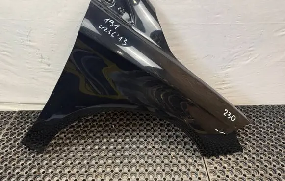 Mercedes-Benz B W246 W242 Fender 