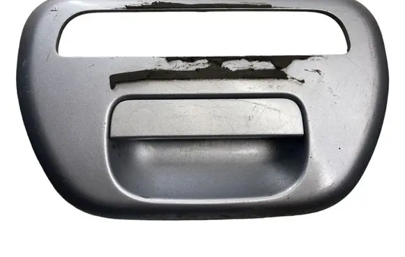 Mitsubishi L200 Tailgate/trunk/boot exterior handle MN182545