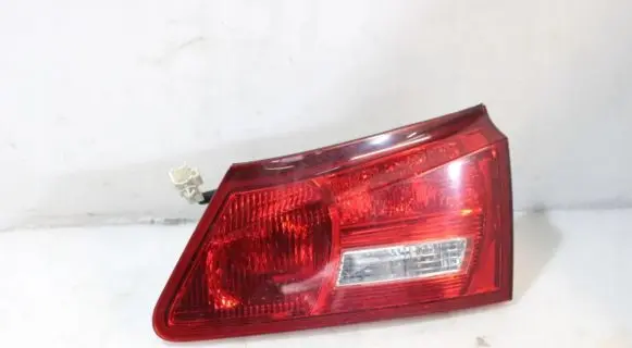 Lexus IS 220D-250-350 Rear/tail lights
