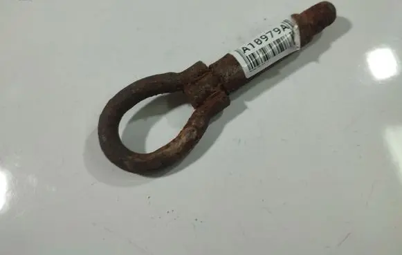 Hyundai i30 Towing hook eye 