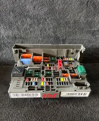BMW 3 E92 E93 Fuse module 9119446