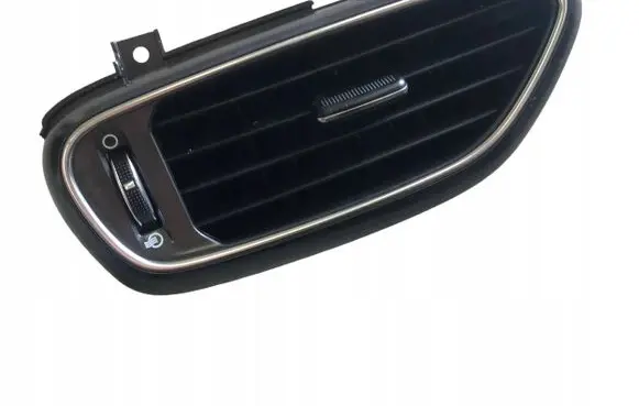 Hyundai i30 Dash center air vent grill 97490C4000