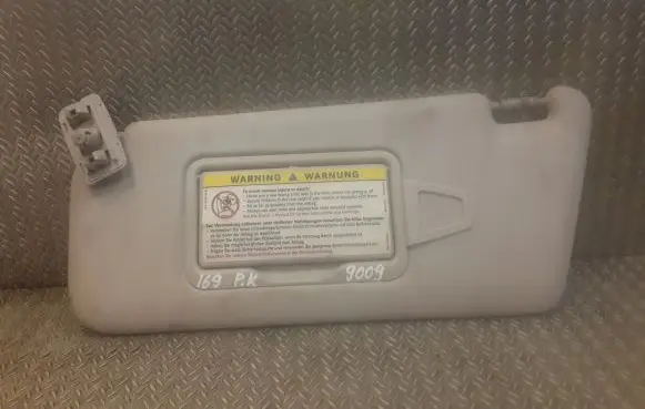 Sun visor
