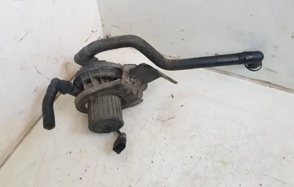 Audi A4 S4 B6 8E 8H Secondary air pump 06A959253B
