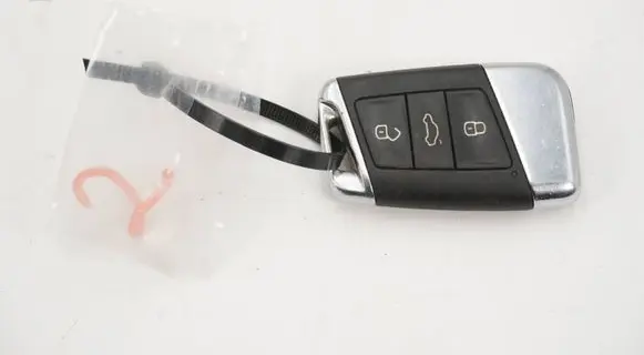Volkswagen PASSAT B8 Ignition key/card 3G0959752