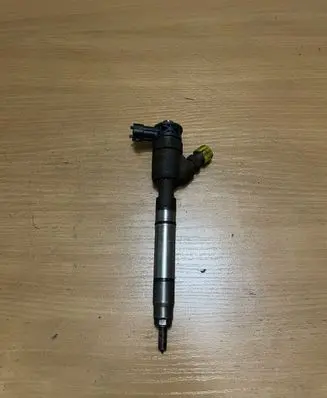 KIA Sportage Fuel injector 338002A610 0445110589